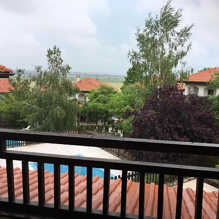 Enchanting 2 Bed Villa At The Vineyards Spa Resort